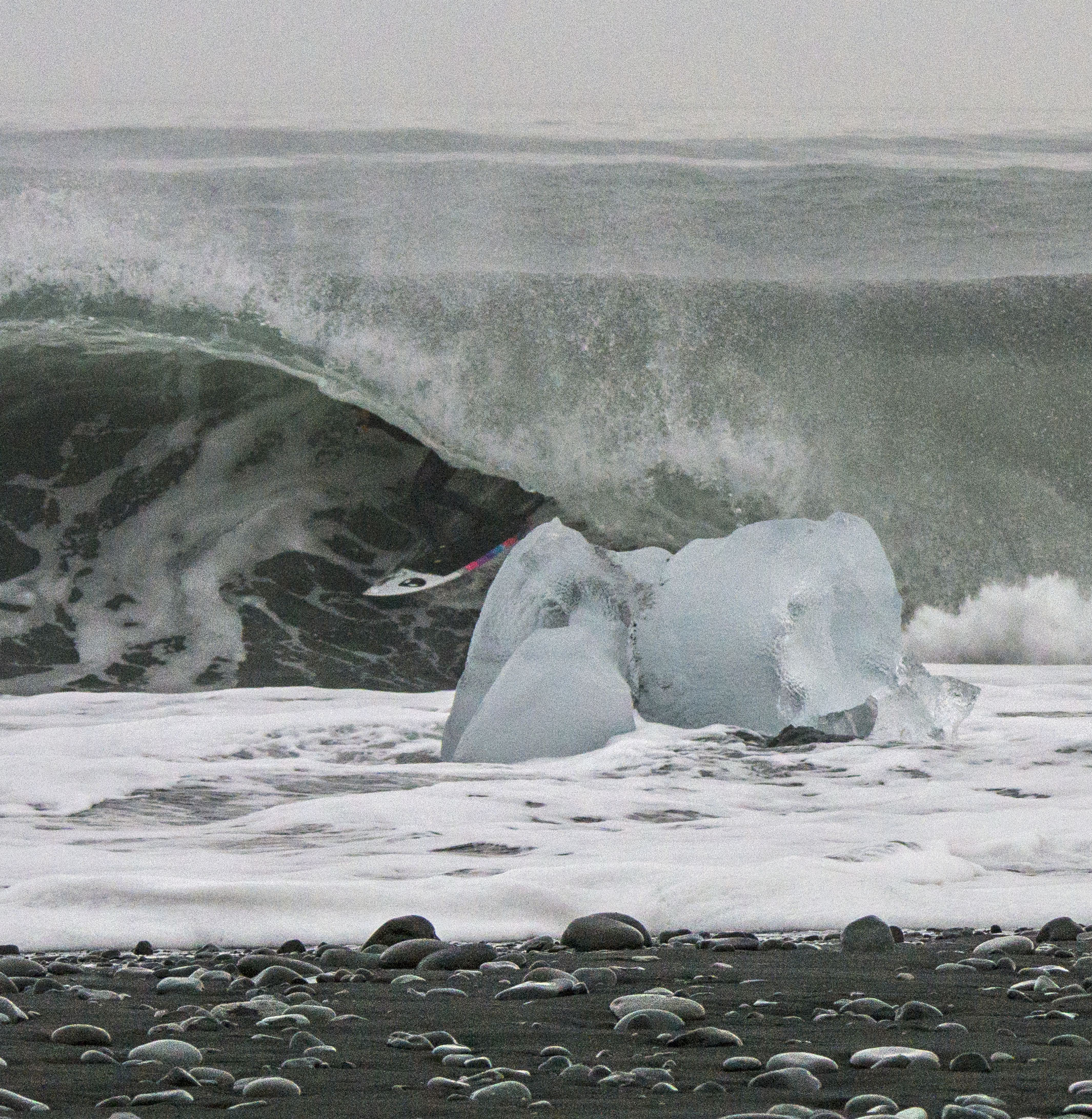 Ian Battrick Ice chunks on beach barrel Lunasurf wetsuits PIC Tim Nunn