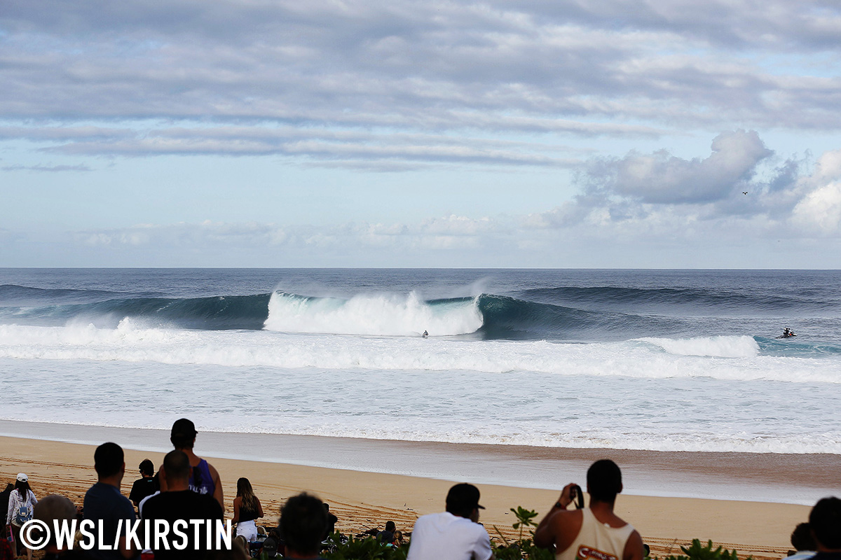 Solid conditions on offer at the Pipe Invitational at Pipeline, Oahu, Hawaii on Wednesday December 9, 2015.