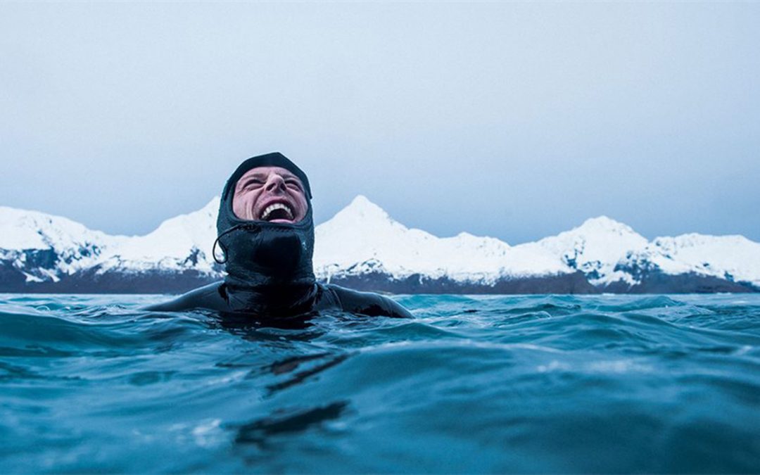 Mick Fanning signs on the dotted line…