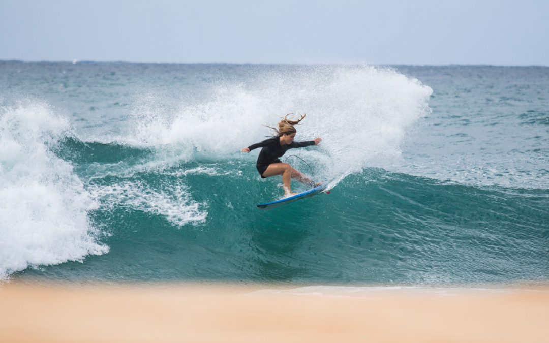 Caroline Marks Rips in RAW