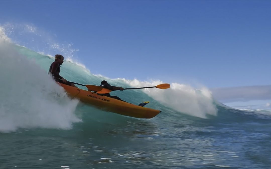 Jamie O vs Pipe … in a kayak.