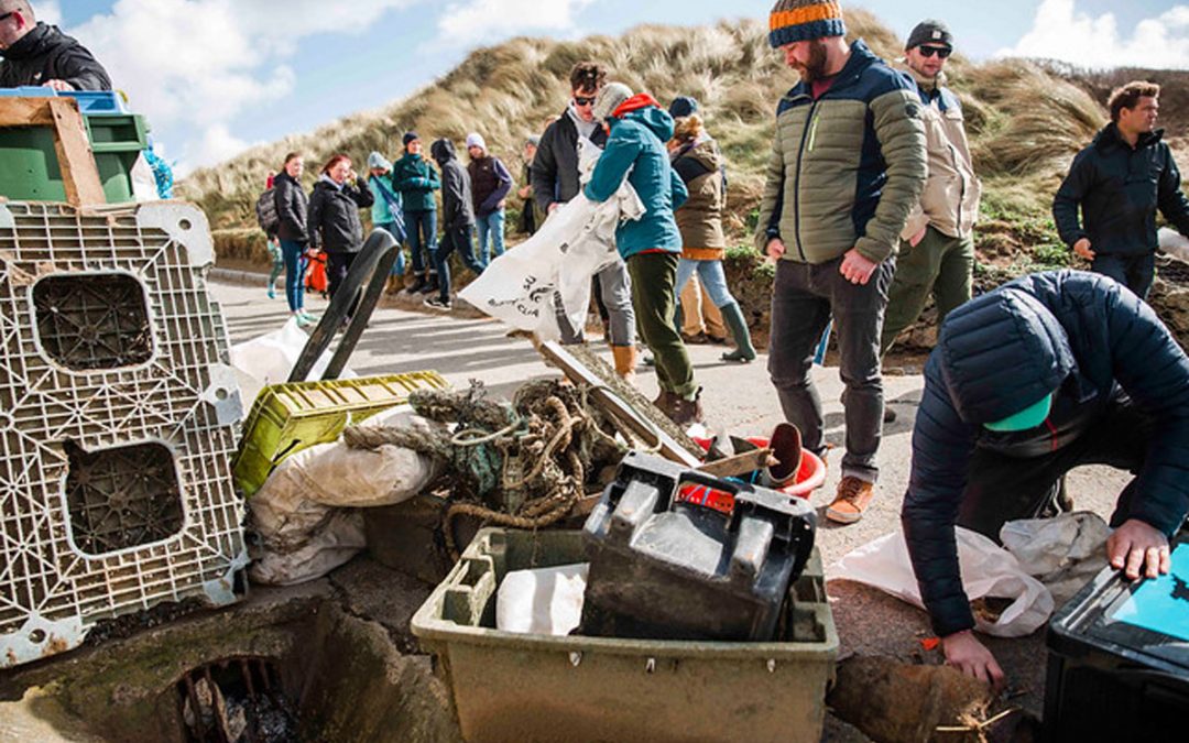SURFERS AGAINST SEWAGE CALLS FOR GIANT WAVE OF VOLUNTEERS TO JOIN ITS BIGGEST EVER UK SPRING CLEAN, FROM SUMMIT TO SEA!