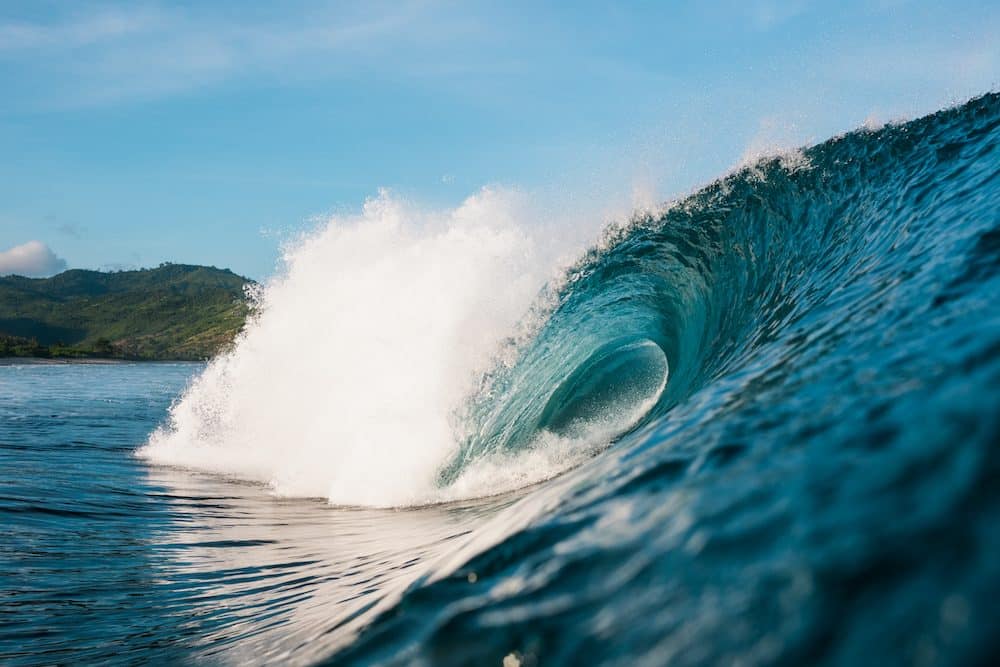 Mick Fanning and Mason Ho: Red Monkey, Full Moon