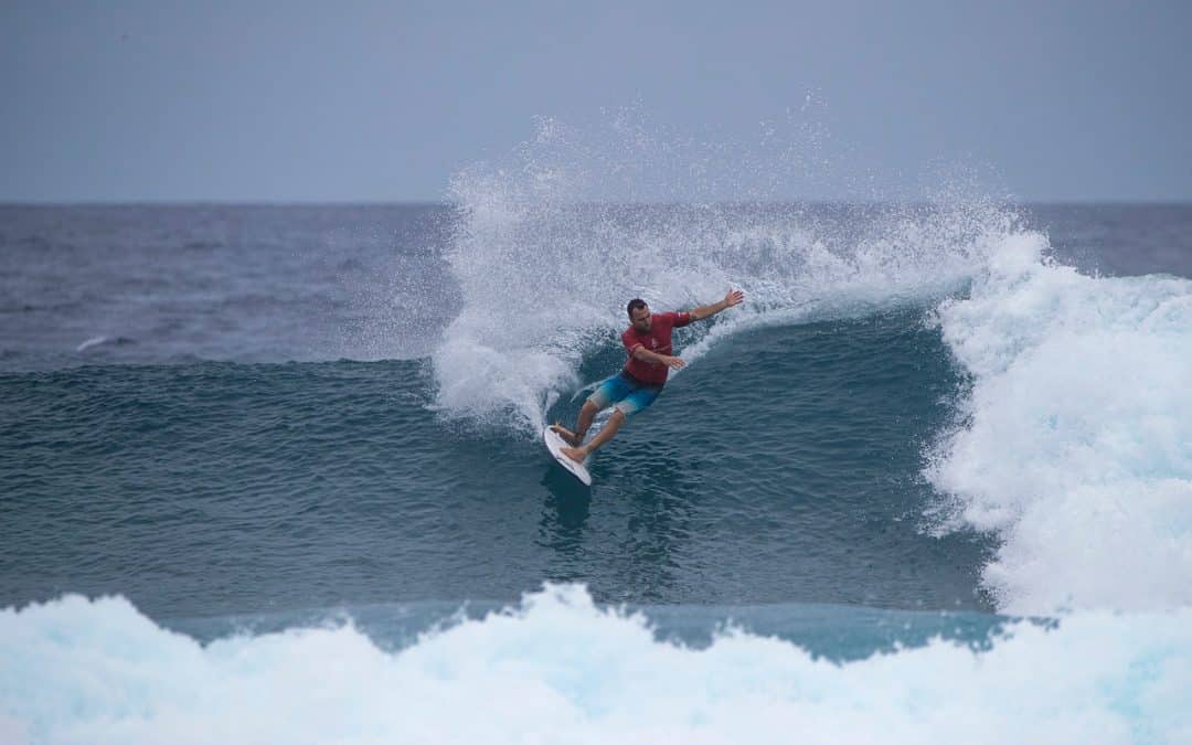 Parko beats Kerrsy in amazing twin fin final at Four Seasons Champions trophy