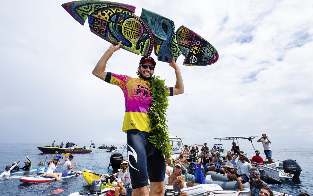 Owen Wright takes Tahiti.