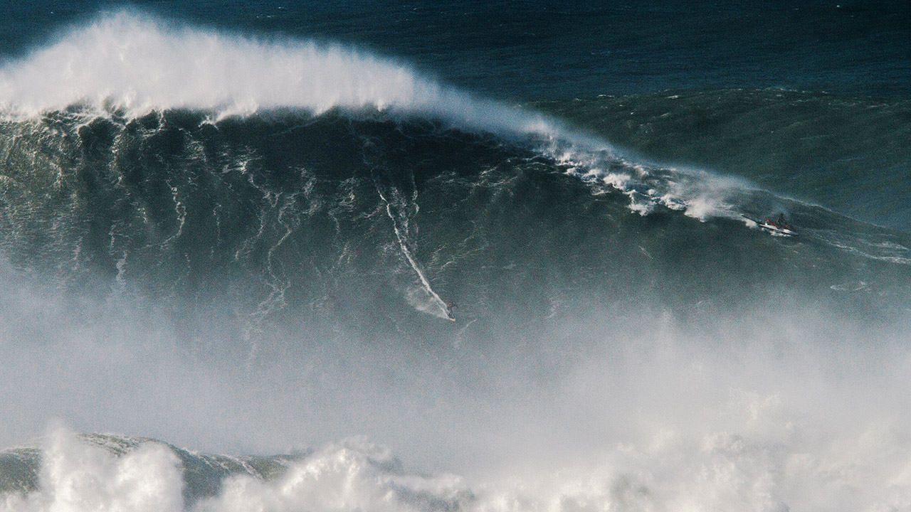 Nazare tow comp greenlit for Tuesday. Cotty and Buttsy are Team GB.