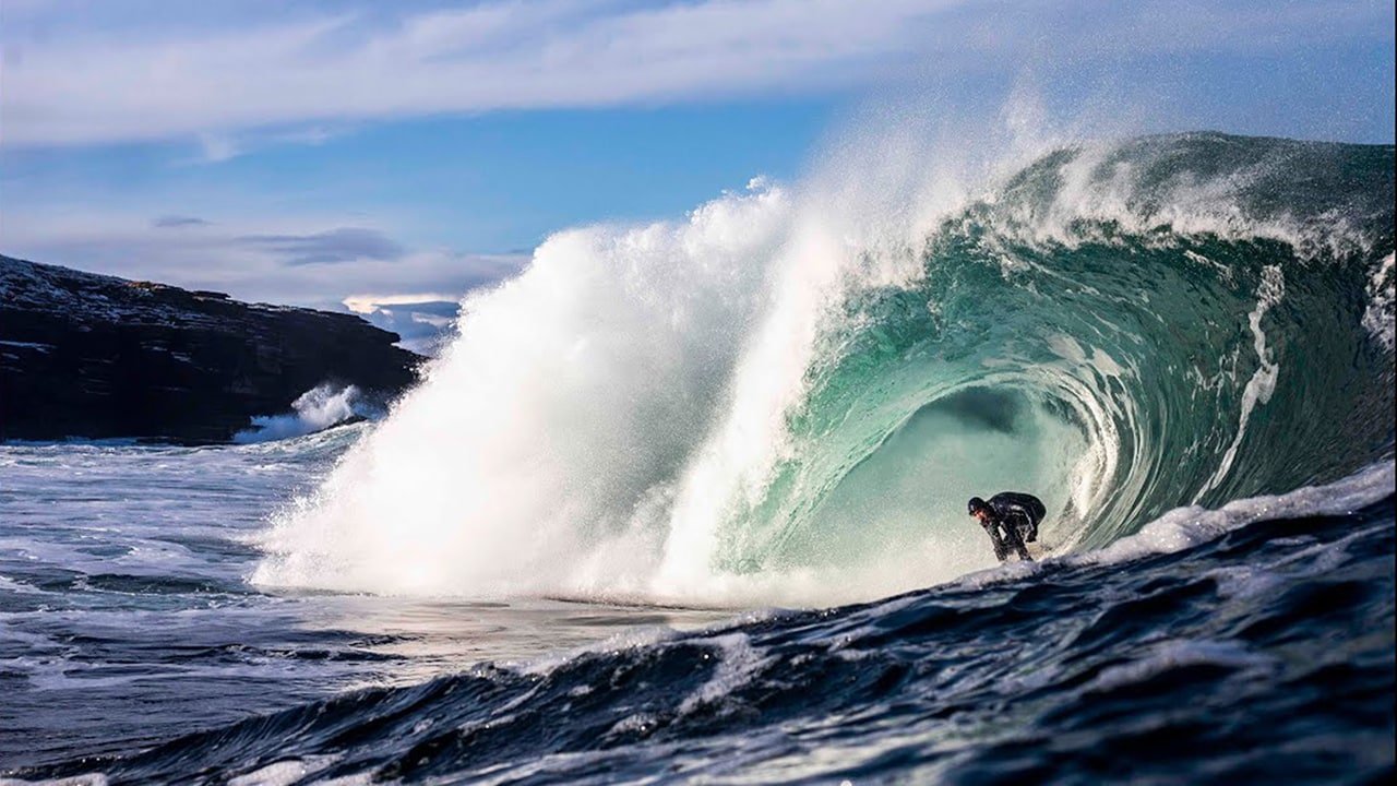 Enclosed Encounters of the Third Kind – Ian Battrick’s cold corners.