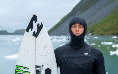 Win a Billabong  Furnace Carbon 5/4mm – Hooded Wetsuit worth £430!