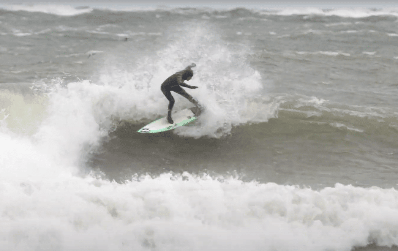 Surfing in lakes – Ontario