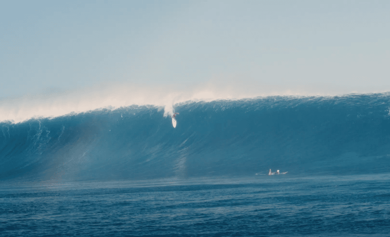 That massive, jet ski smashing Outer Reef session from the water.