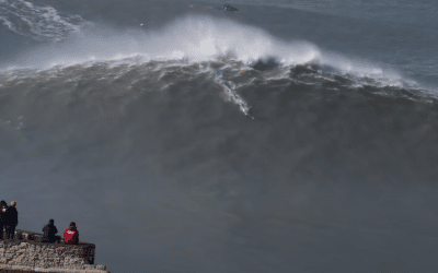 Nazare XXXL on the largest swell of the season .. so far.