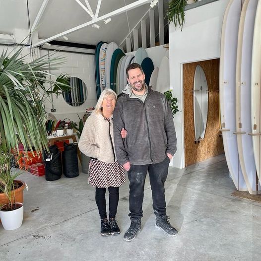 Agnes store surf shop