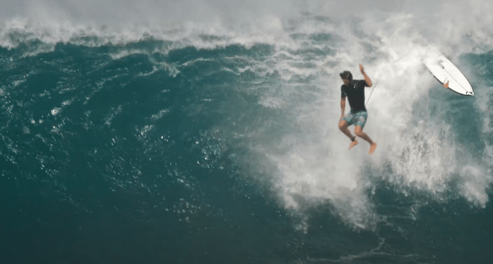 Joao Chianca survives horror Pipe wipeout