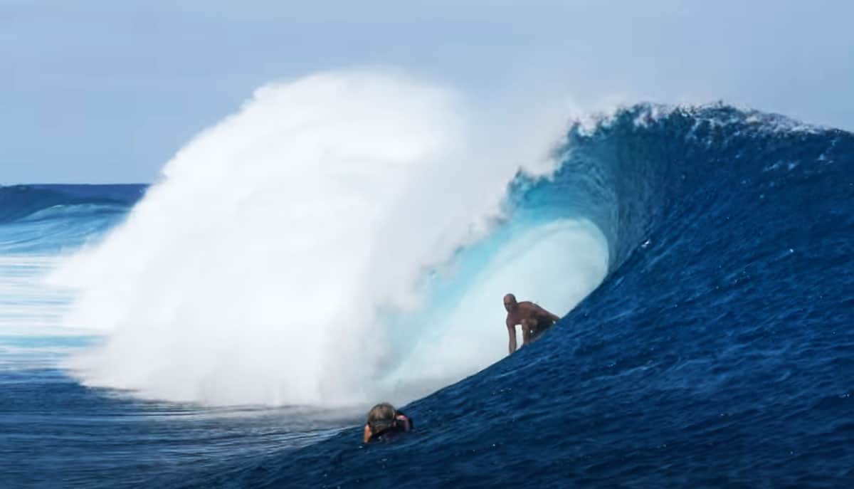 Kelly Slater / Teahupoo