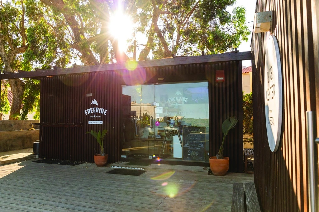 Memmo Baleeira surf
