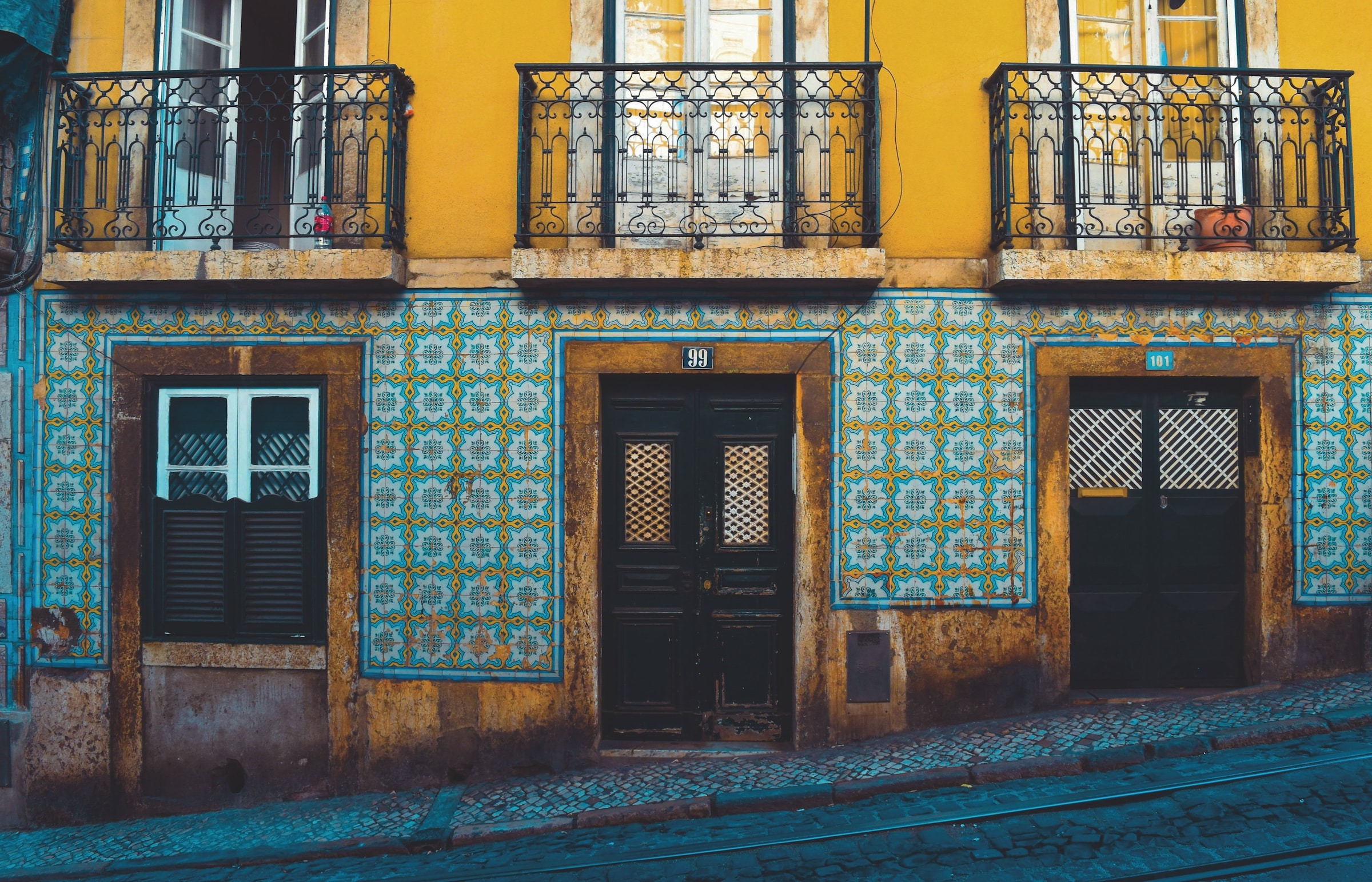 Surfing Portugal — Lisbon to Peniche