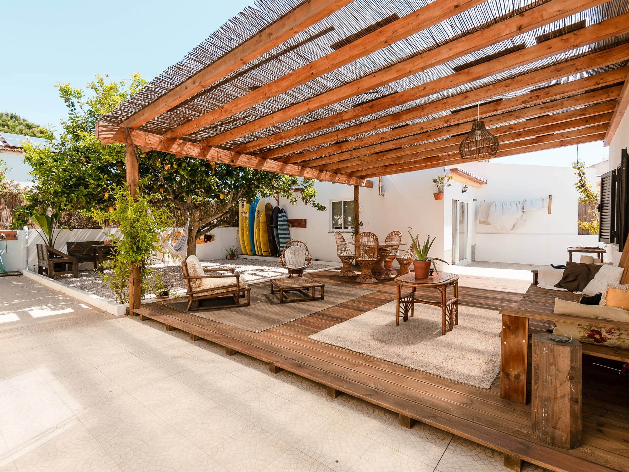 Lemontree Surfhouse garden