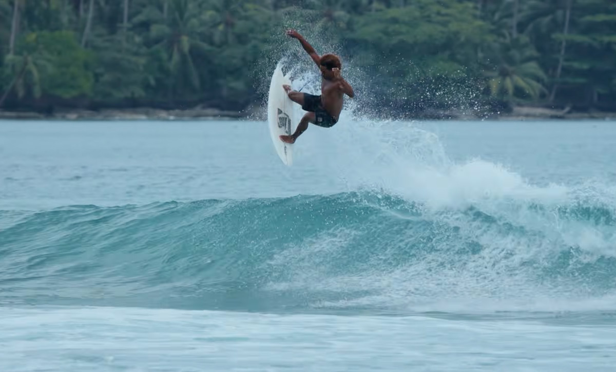 Satu Jam // Victor Bernardo
