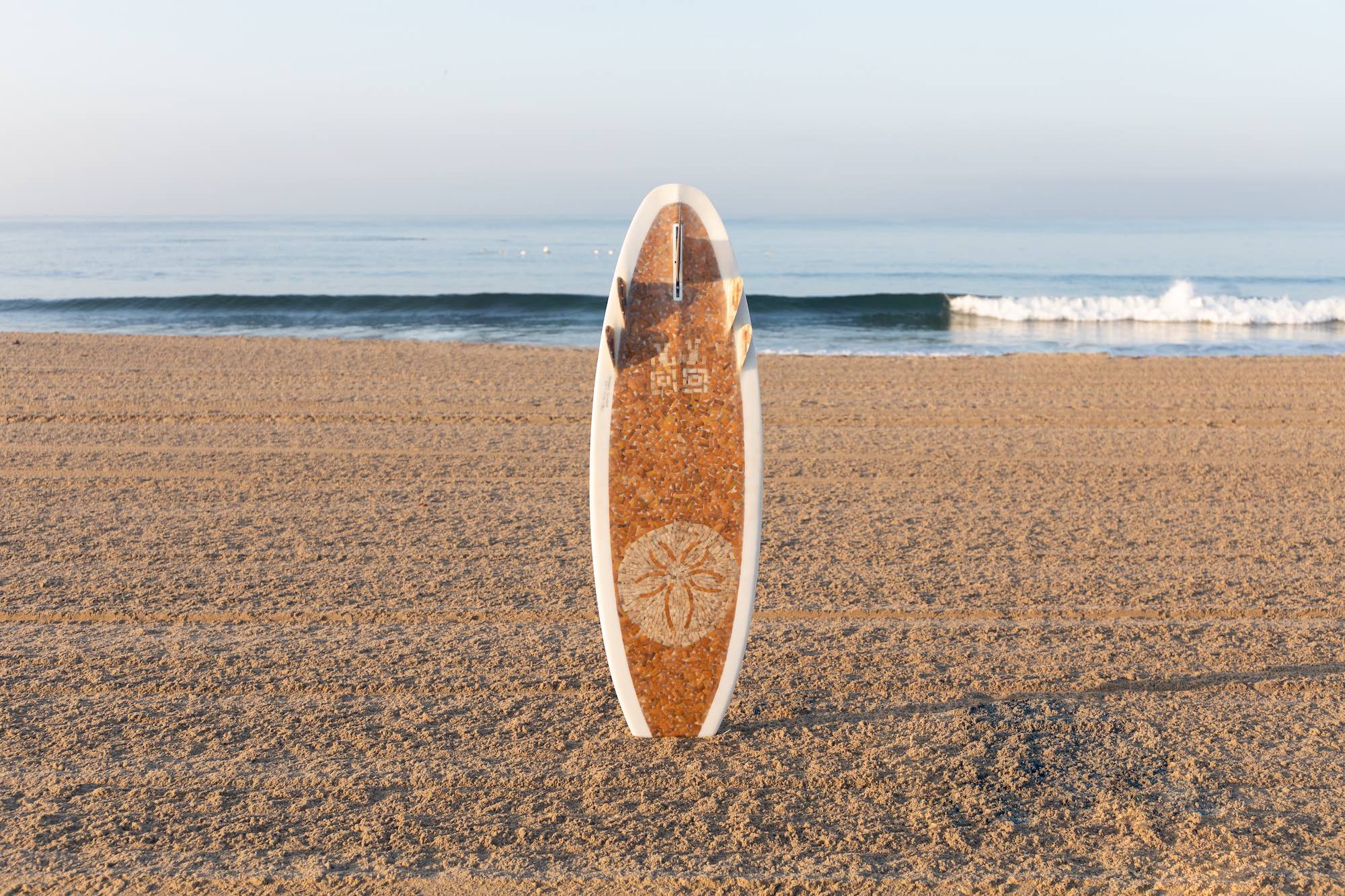 Watch The Cigarette Surfboard – Online Film Premiere