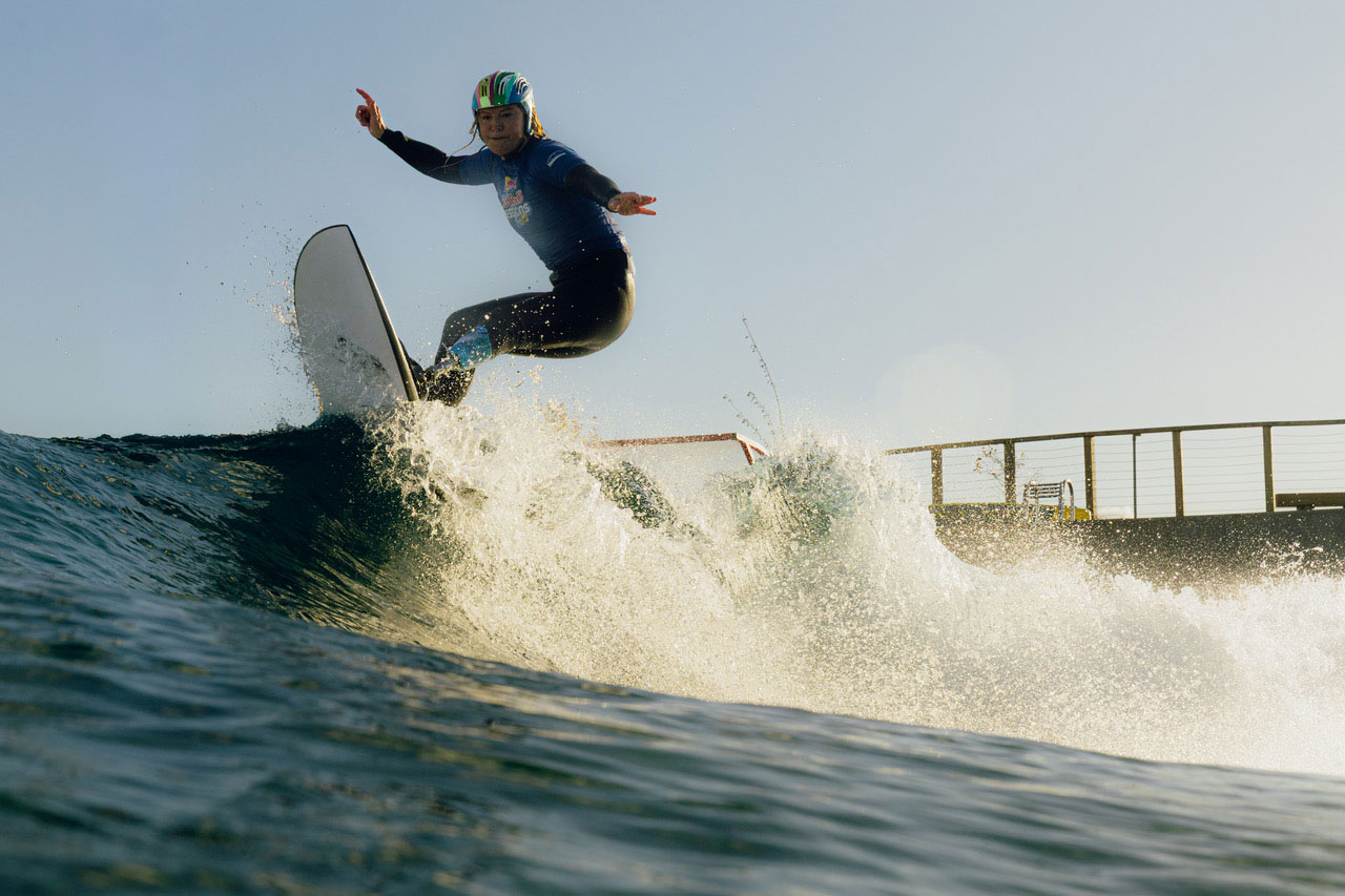 Wave Pool Mag In Conversation with 2024 World Champ Zoe Smith - Carvemag.com